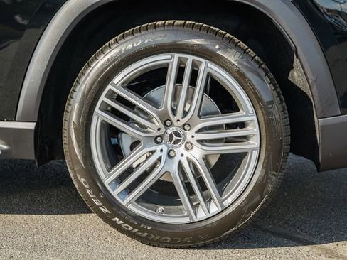 New 2026 Mercedes-Benz GLS 450 4MATIC image 19