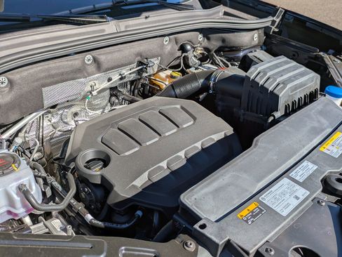 New 2025 Volkswagen Atlas SEL image 35