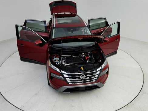 Used 2024 Nissan Rogue SL w/ SL Premium Package image 33