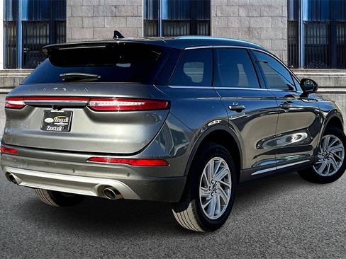 Used 2022 Lincoln Corsair Standard image 11