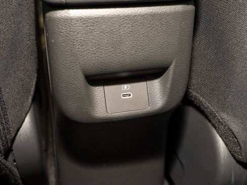 New 2025 Nissan Versa SV w/ Trunk Package image 8