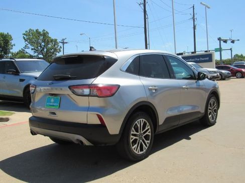 Used 2022 Ford Escape SEL image 6