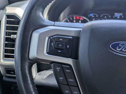 Used 2022 Ford F250 Lariat w/ Lariat Value Package AWD/4WD image 24