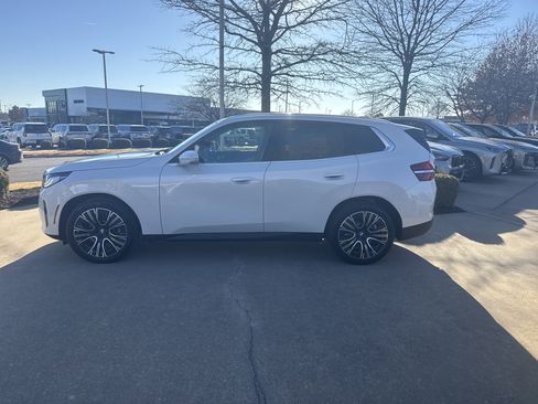New 2026 BMW X3 xDrive30 w/ Premium Package image 2