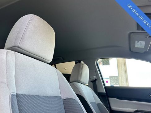 Used 2024 Honda Prologue EX image 19