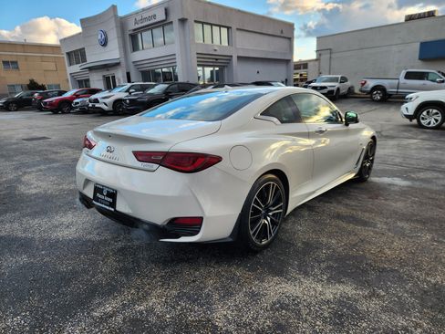 Used 2018 INFINITI Q60 3.0t Sport w/ Sensory Package 3.0T Sport image 4