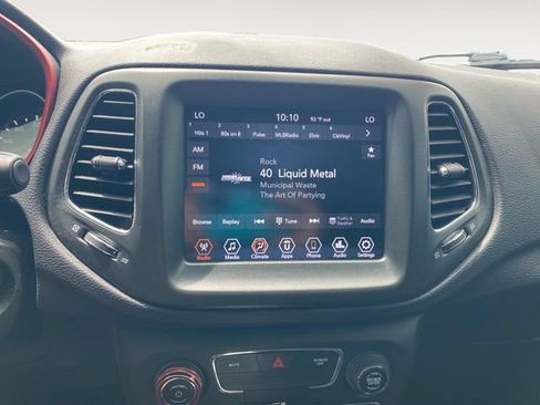 Used 2020 Jeep Compass Trailhawk AWD/4WD image 23