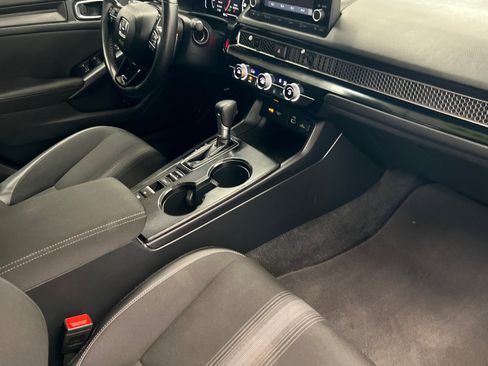 Used 2024 Honda Civic Sport image 14