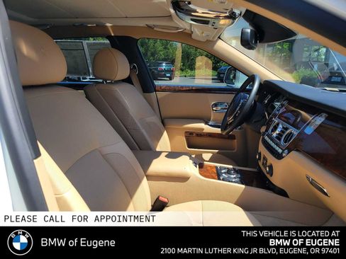 Used 2012 Rolls-Royce Ghost RWD image 11