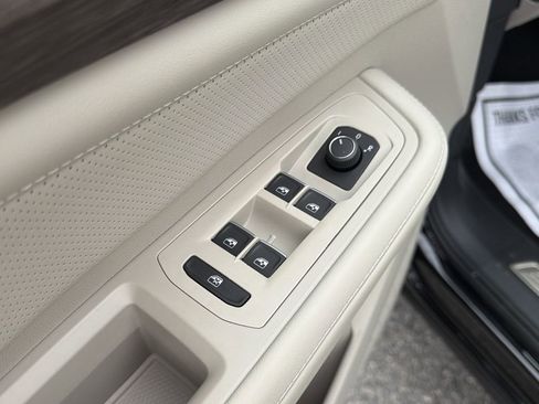 New 2026 Volkswagen Atlas SEL AWD/4WD image 26