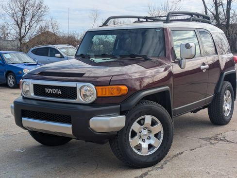 Used 2007 Toyota FJ Cruiser 4WD image 1
