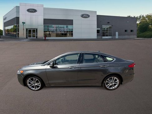 Used 2019 Ford Fusion SEL FWD image 6