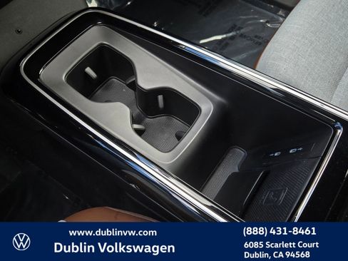 Used 2023 Volkswagen ID.4 Pro RWD image 17