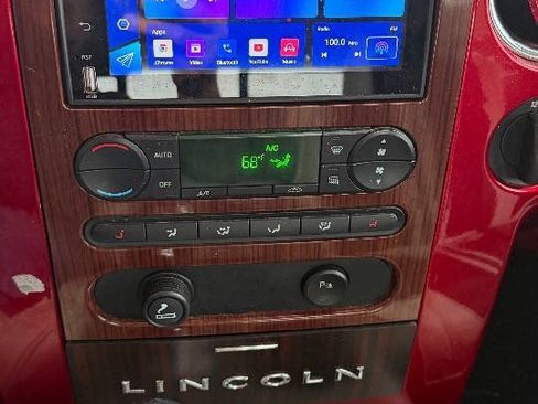 Used 2006 Lincoln Mark LT 4x4 image 13