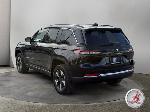 Used 2022 Jeep Grand Cherokee Limited 4xe AWD/4WD image 5