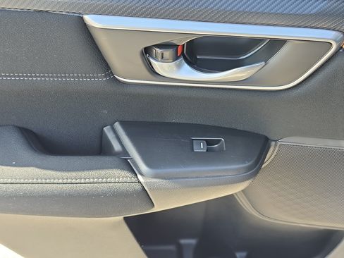 Certified 2022 Honda CR-V EX image 8