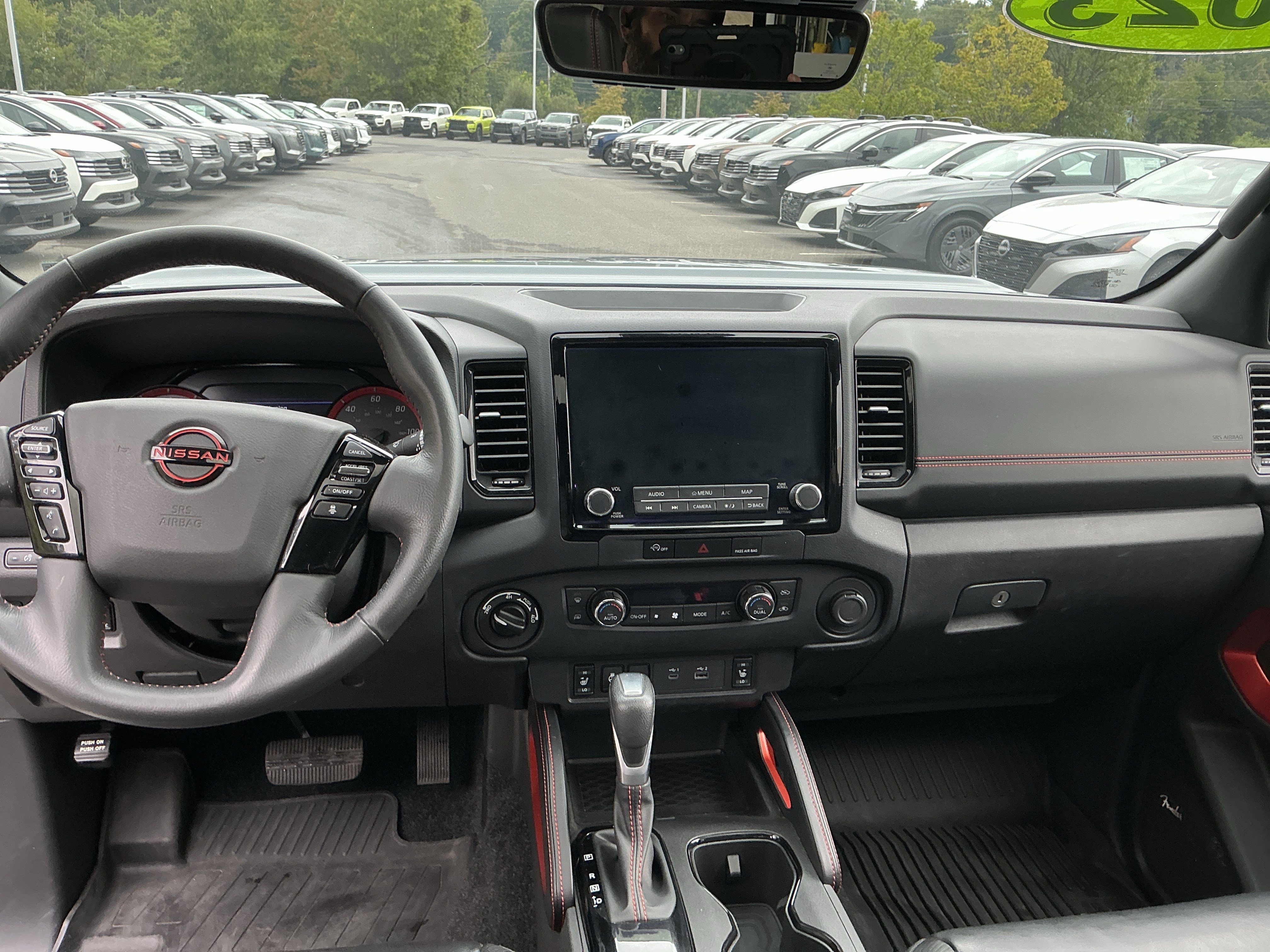 Used 2023 Nissan Frontier PRO-4X w/ Pro-4X Premium Package AWD/4WD image 11