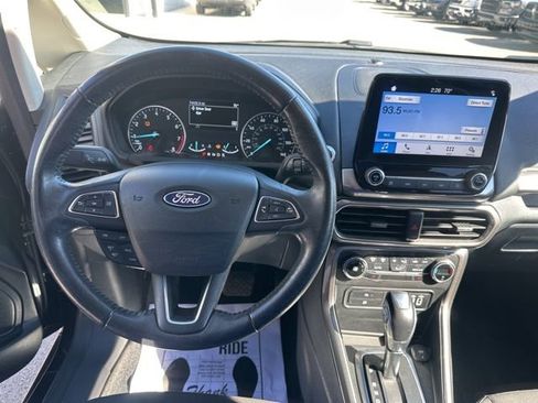 Used 2019 Ford EcoSport SE w/ SE Convenience Package image 16