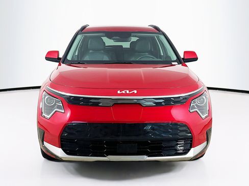 Used 2024 Kia Niro Wind FWD image 2