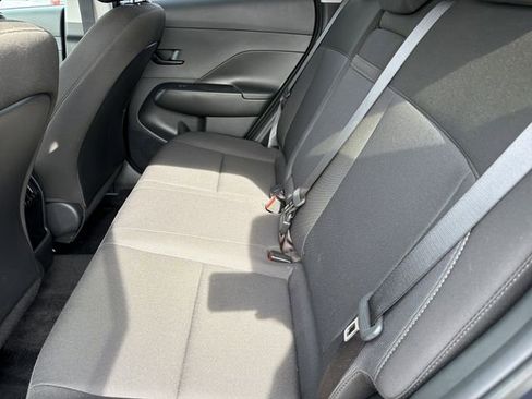 Used 2025 Hyundai Kona SEL image 13