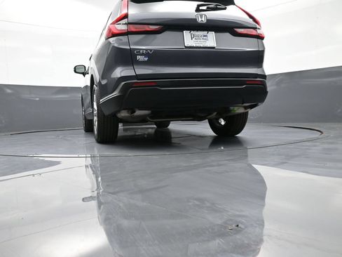Certified 2025 Honda CR-V EX image 30
