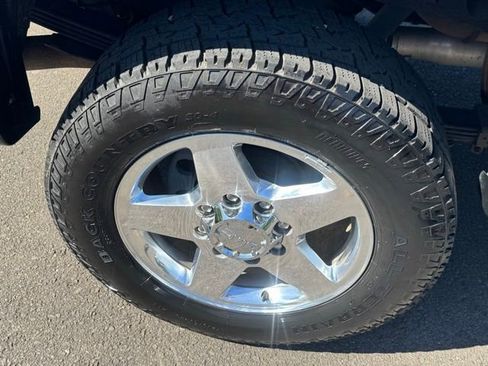 Used 2013 GMC Sierra 2500 Denali AWD/4WD image 9