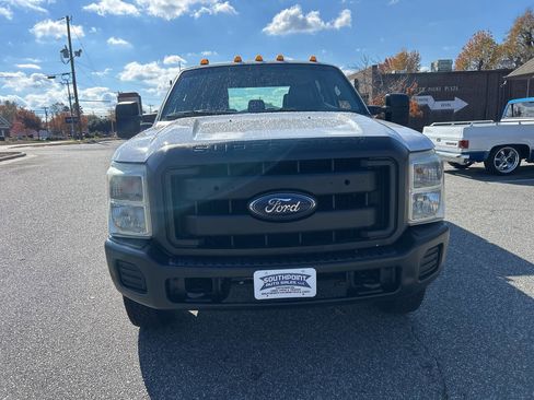 Used 2014 Ford F350 XL image 5