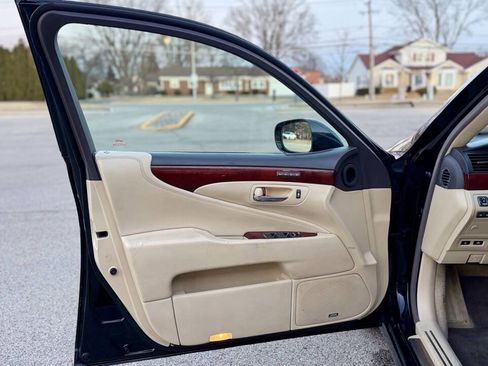 Used 2010 Lexus LS 460 L image 13