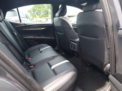 Used 2025 Toyota Camry SE FWD image 21