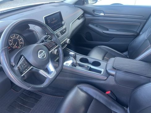 Used 2019 Nissan Altima 2.5 SR image 10
