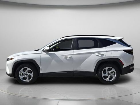 Used 2023 Hyundai Tucson SEL FWD image 3