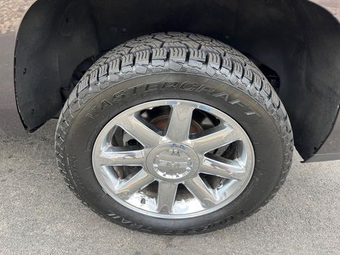 Used 2018 GMC Yukon Denali w/ Open Road Package image 12