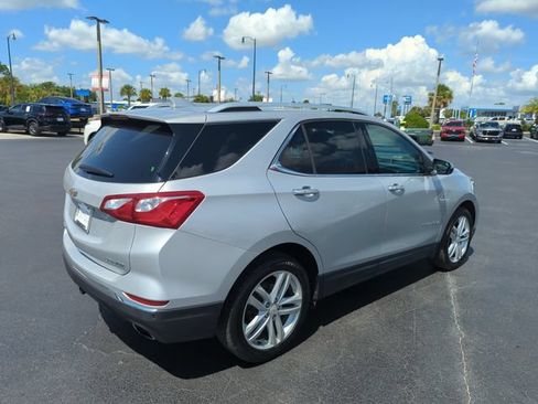 Used 2019 Chevrolet Equinox Premier FWD image 6