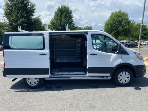 Used 2022 Ford Transit 250 Low Roof w/ Exterior Upgrade Package RWD image 7