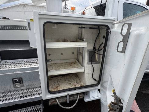 Used 2018 RAM 5500 Tradesman w/ Ambulance Prep Group image 10