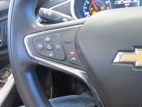 Used 2024 Chevrolet Malibu LT image 16