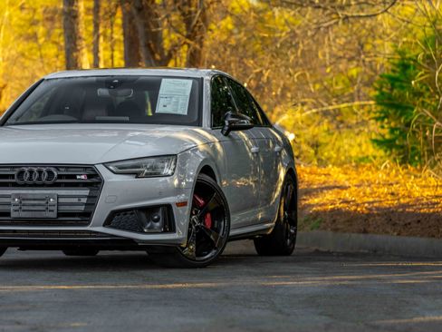 Used 2019 Audi S4 Premium Plus w/ Premium Plus Package image 28