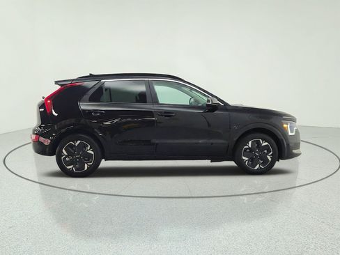 Used 2024 Kia Niro Wind FWD image 4