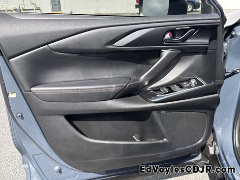 Used 2022 MAZDA CX-9 Carbon Edition image 13