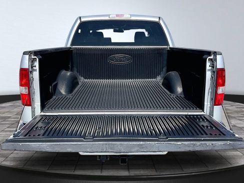 Used 2006 Ford F150 XLT RWD image 25
