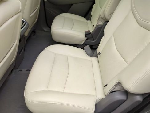 Certified 2024 Cadillac XT6 Premium Luxury w/ LPO, Floor Liner Package AWD/4WD image 22