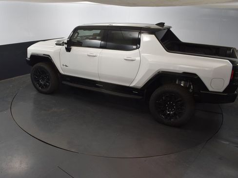 New 2025 GMC Hummer EV 2X image 37