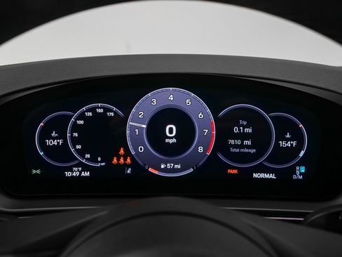 Used 2025 Porsche Cayenne image 29