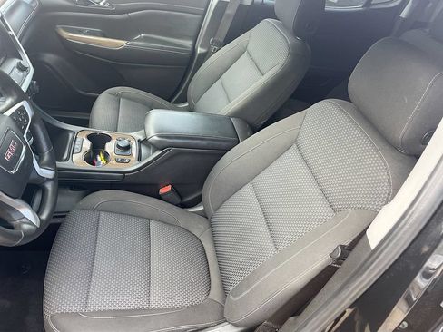 Used 2022 GMC Acadia SLE w/ Driver Convenience Package FWD image 18