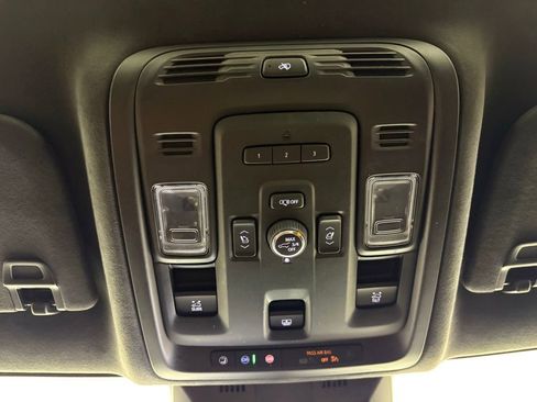 Used 2022 Cadillac Escalade Sport Platinum AWD/4WD image 36