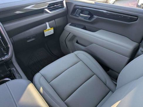 New 2026 GMC Yukon XL Elevation w/ LPO, Floor Liner Package RWD image 18