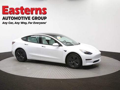 Used 2023 Tesla Model 3 Standard Range RWD image 42