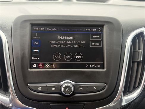 Used 2020 Chevrolet Equinox LT FWD image 18