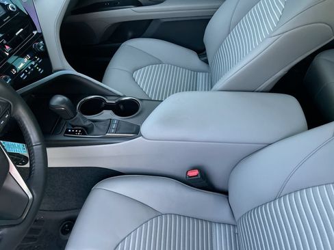 Used 2024 Toyota Camry SE FWD image 27
