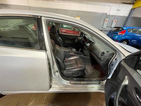 Used 2011 Nissan Maxima 3.5 SV w/ Sport Pkg image 29